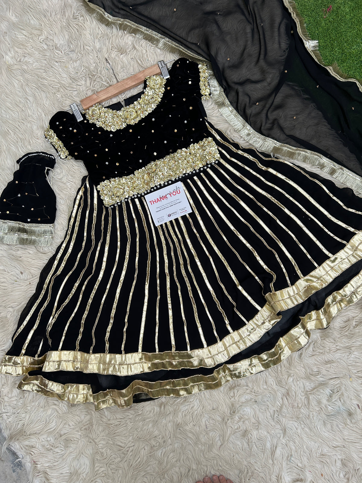 Zahra Makhmal Moti Black
