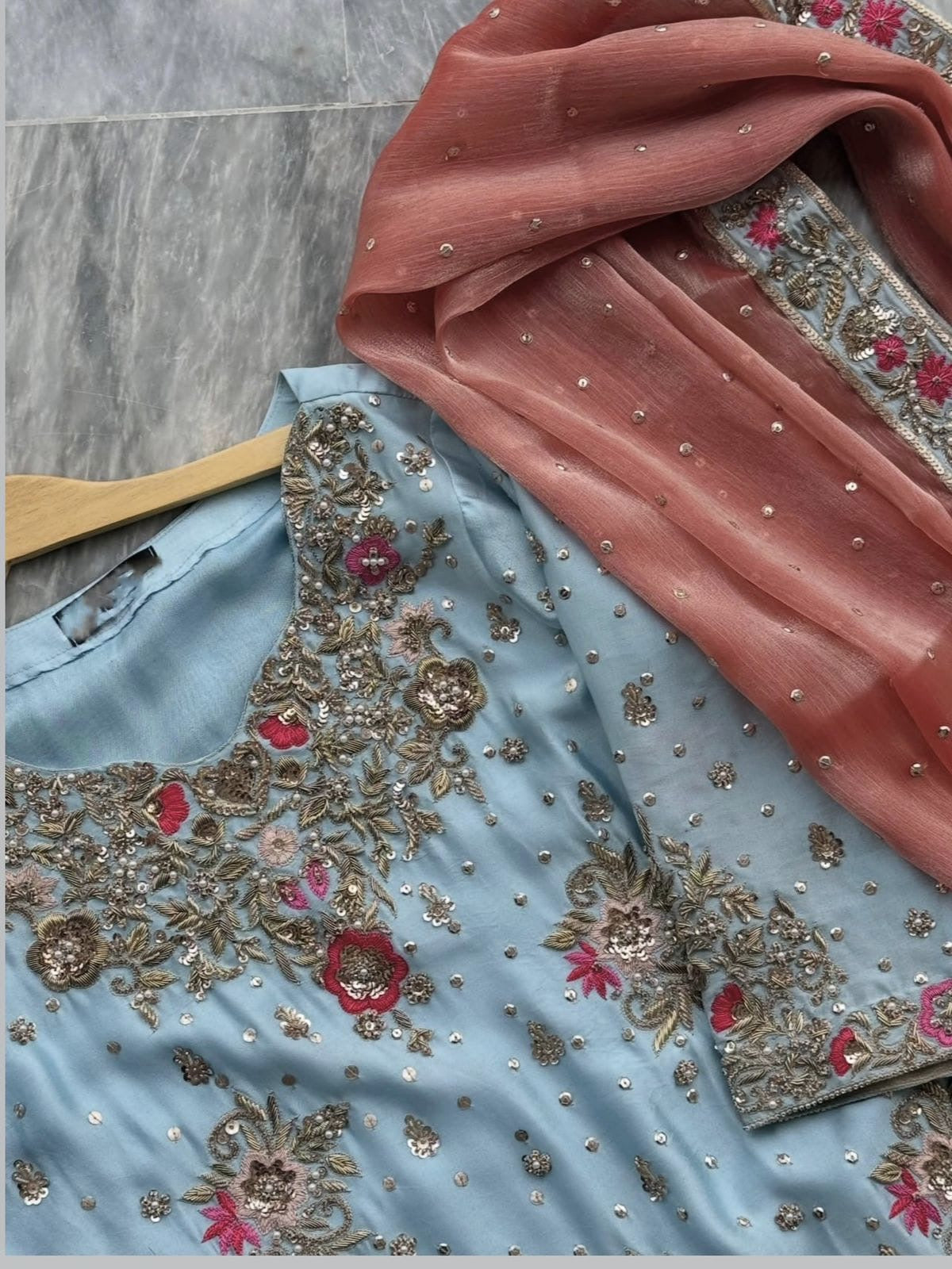 Aznoor by emaan