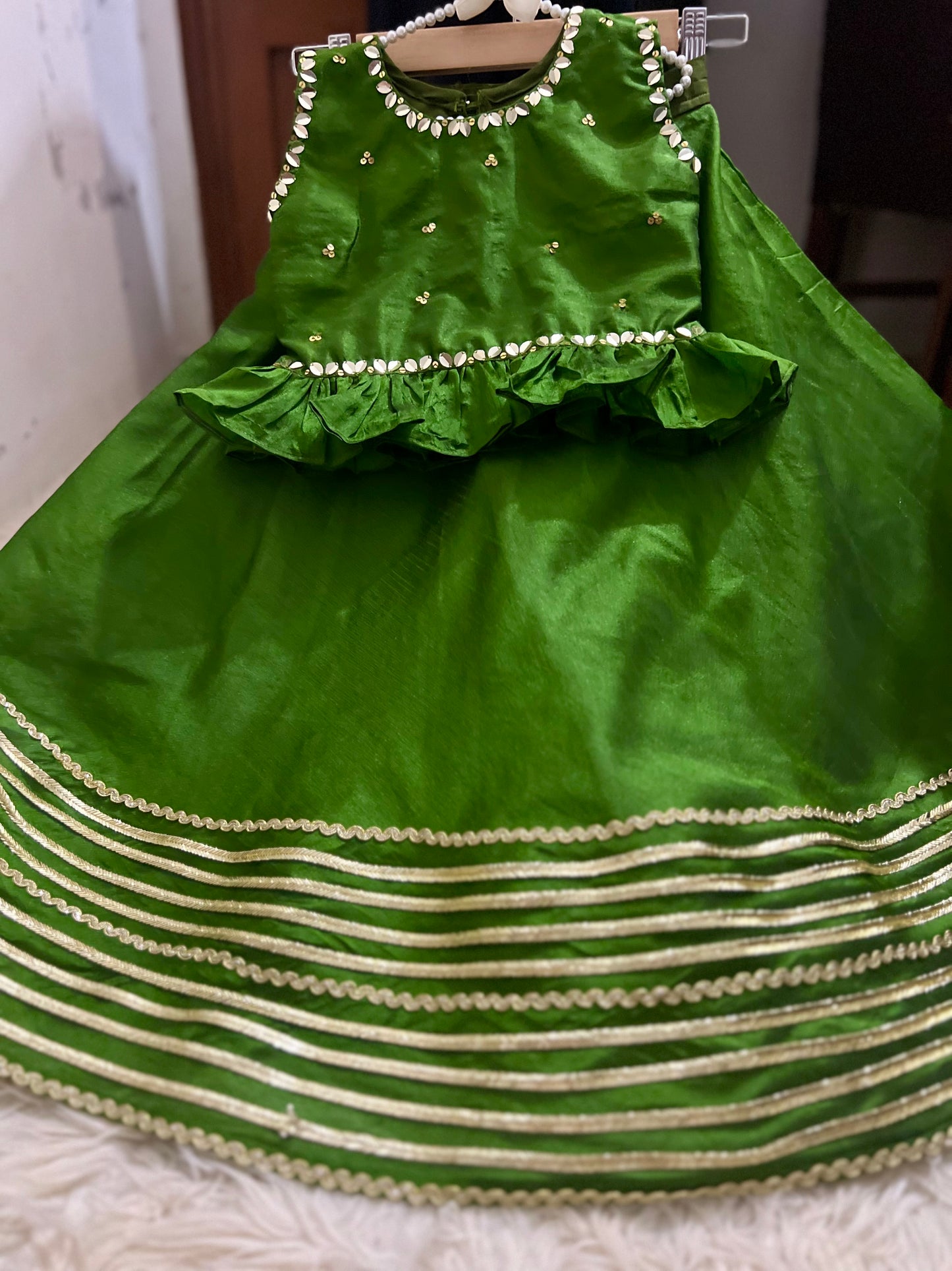 Olive charm -3pc