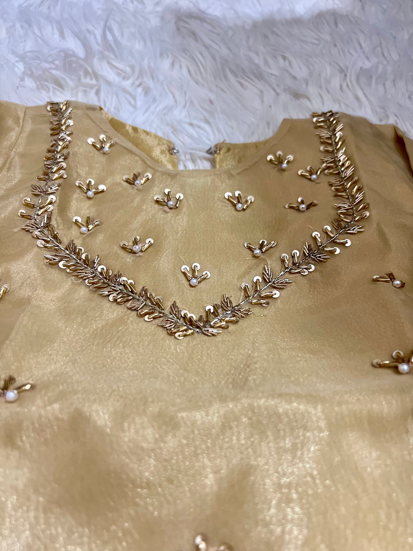 Golden Aura-3pc